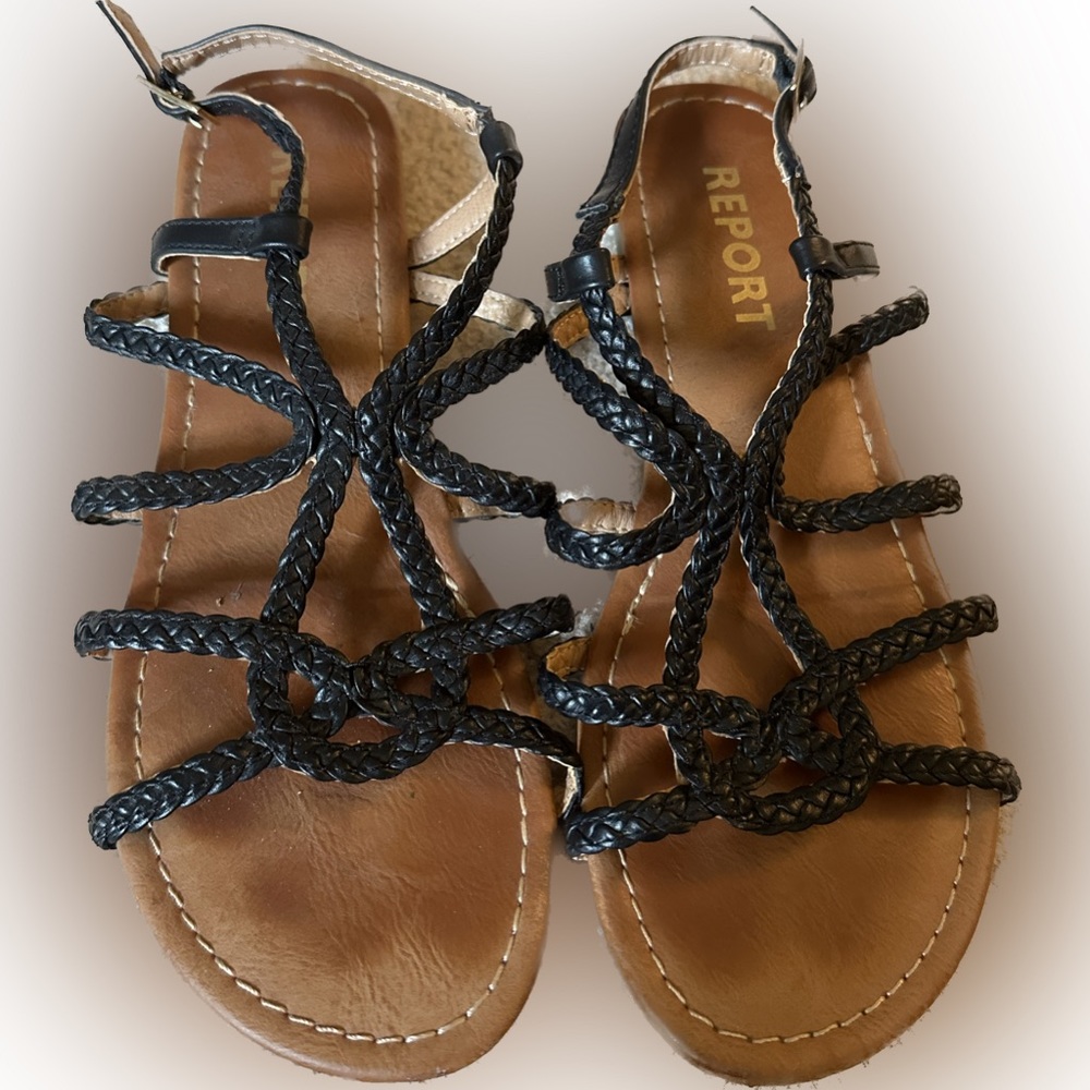 Report Gladiator Sandals